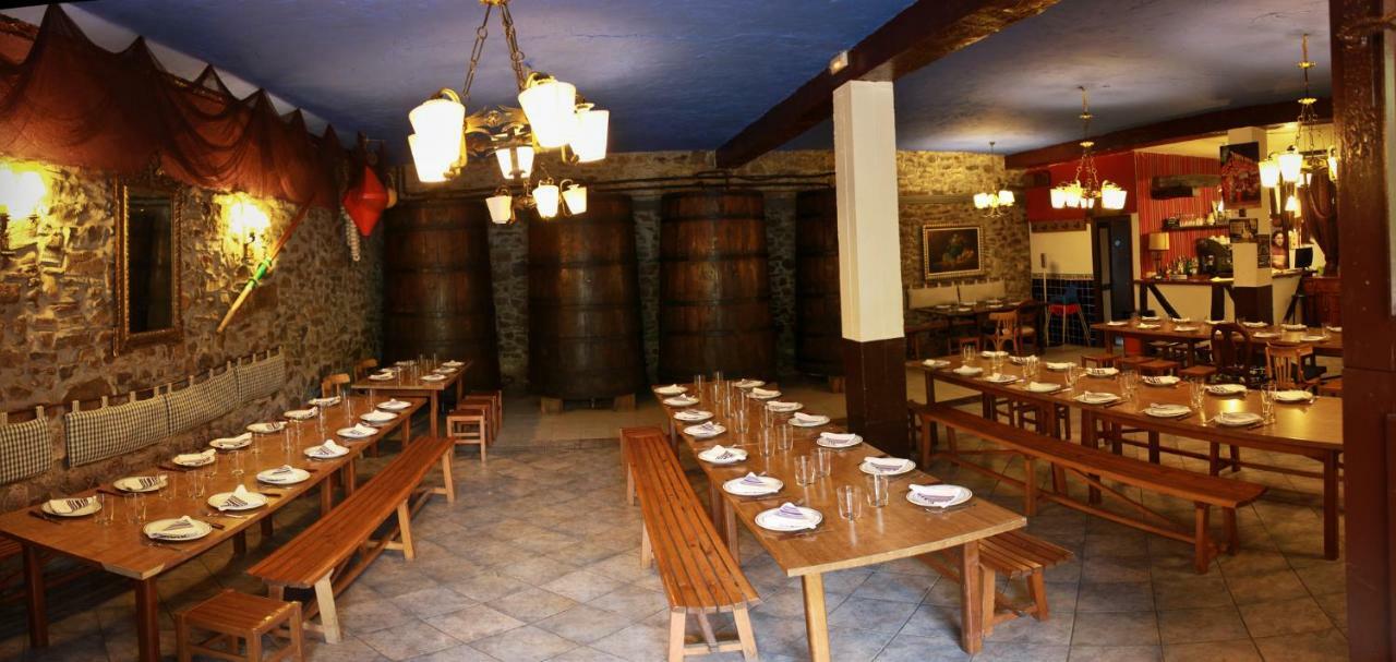 Gasthaus Agroturismo Sidreria Txindurri Iturri Deba Exterior foto